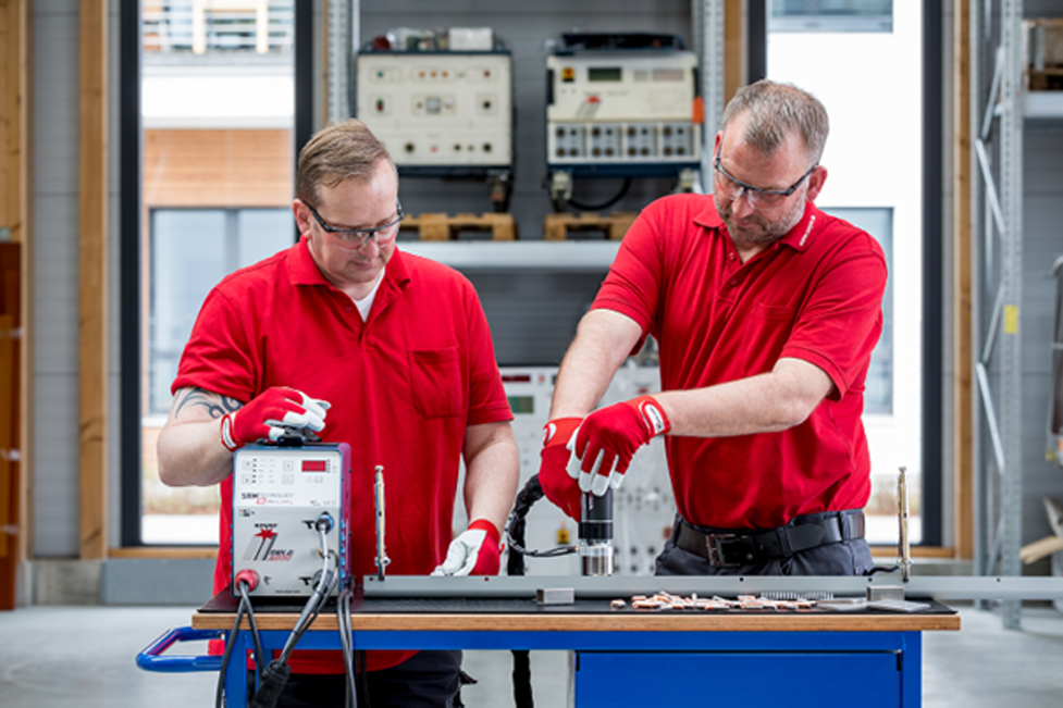 Csaphegesztő oktatás és műszaki tanácsadás